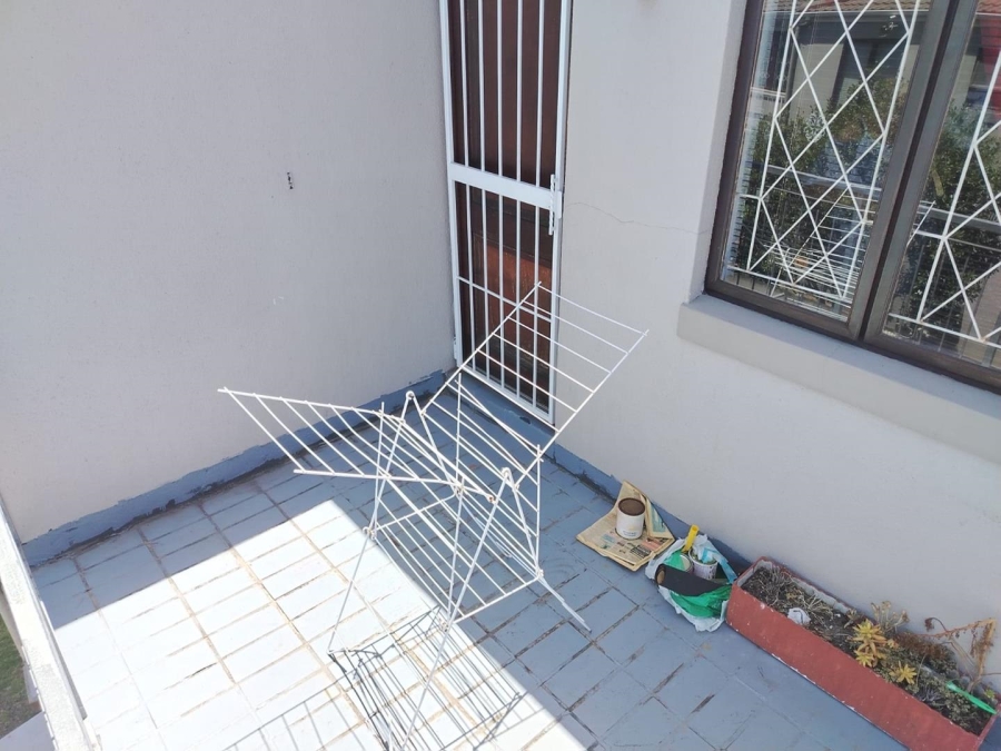 2 Bedroom Property for Sale in St Dumas Western Cape